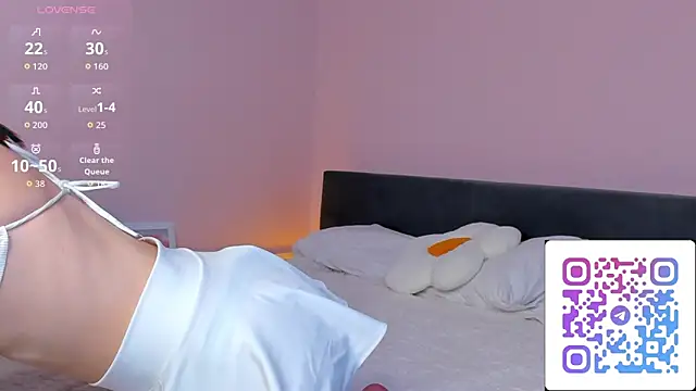 Snapshot of lally_cute chatting on December 15, 2025, 11:25 am lally cute online show from December 15, 2025, 11:25 am