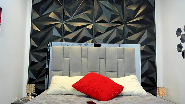 Snapshot of sol-angel chatting on December 2, 2025, 8:04 pm sol-angel online show from December 2, 2025, 8:04 pm