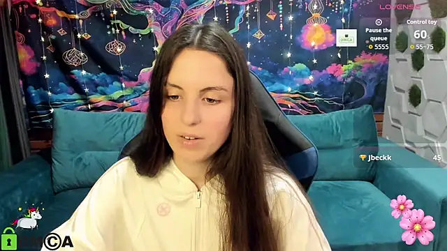 Snapshot of VeronicaSweeet chatting on December 13, 2025, 7:53 pm VeronicaSweeet online show from December 13, 2025, 7:53 pm