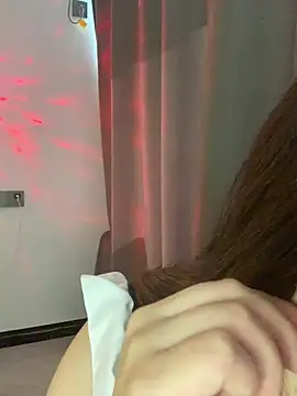 Snapshot of boniu-mimi chatting on December 14, 2025, 4:29 am boniu-mimi online show from December 14, 2025, 4:29 am