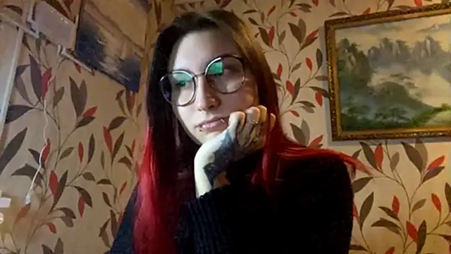 Snapshot of MangledShale chatting on December 16, 2025, 7:24 am MangledShale online show from December 16, 2025, 7:24 am