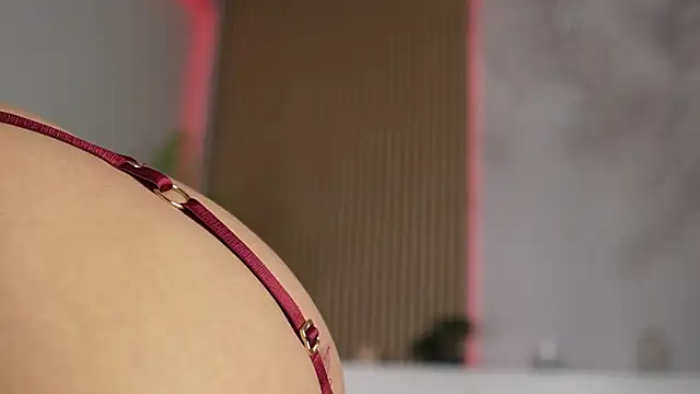 Snapshot of Jessy_Cruz_ chatting on December 1, 2025, 5:45 am Jessy Cruz online show from December 1, 2025, 5:45 am