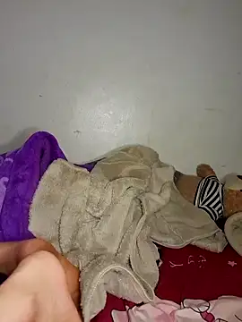 mai-mai-97 online show from March 16, 2026, 4:11 pm