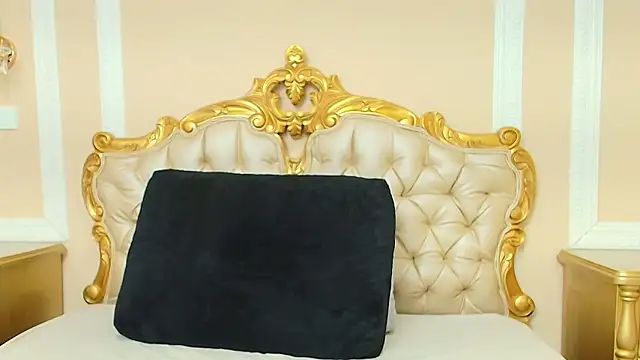 HallieStone online show from March 9, 2026, 1:37 pm