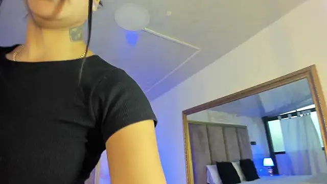 Snapshot of MelissaGill_ chatting on December 5, 2025, 12:36 pm MelissaGill online show from December 5, 2025, 12:36 pm