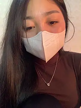 lana-kan online show from February 9, 2026, 1:26 pm