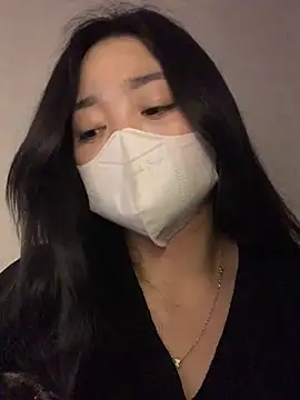 lana-kan online show from March 12, 2026, 2:34 pm