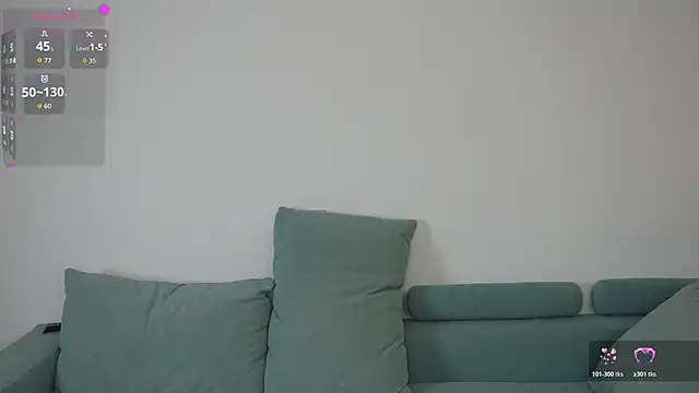 Snapshot of MaryannaOrgan chatting on December 16, 2025, 5:29 pm MaryannaOrgan online show from December 16, 2025, 5:29 pm