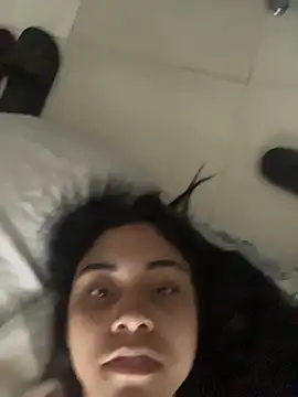 Snapshot of Miia_moonn chatting on December 5, 2025, 10:57 am Miia moonn online show from December 5, 2025, 10:57 am