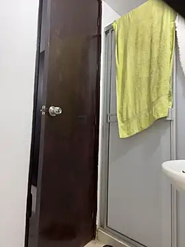 Miia moonn online show from January 17, 2026, 11:08 pm