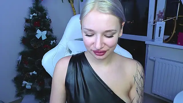 MistyXnight online show from December 5, 2025, 3:09 pm