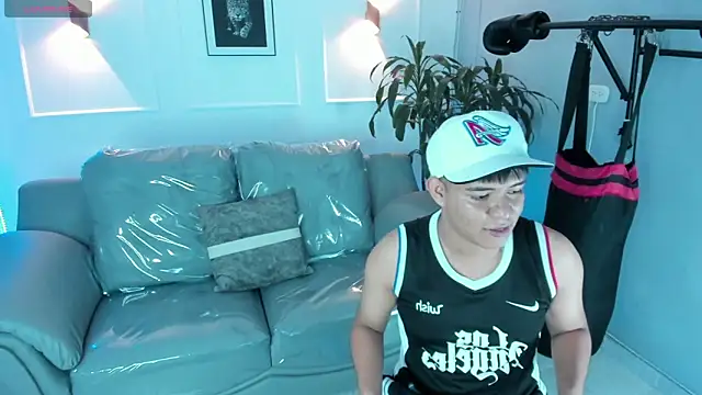 Snapshot of Paul_27_ chatting on December 2, 2025, 3:12 am Paul 27 online show from December 2, 2025, 3:12 am