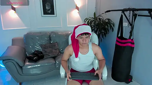 Snapshot of Paul_27_ chatting on December 3, 2025, 4:09 am Paul 27 online show from December 3, 2025, 4:09 am