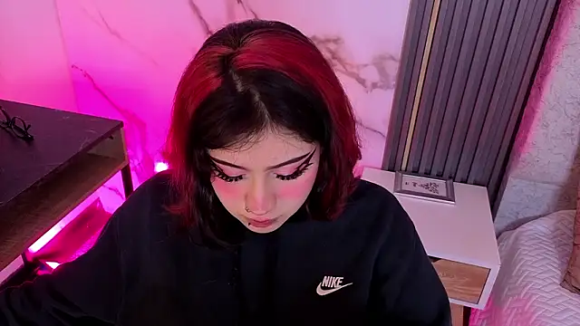 Kattie sweet1 online show from February 19, 2026, 1:07 pm