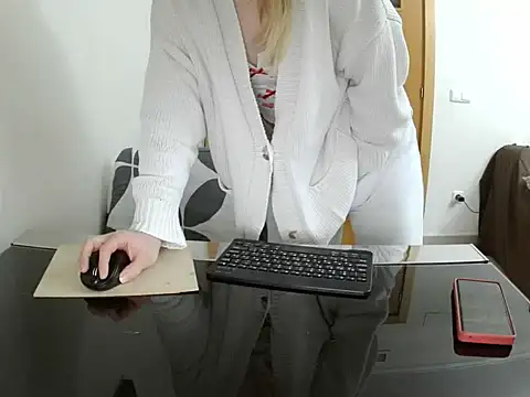 Adelyxveex online show from December 5, 2025, 12:41 am