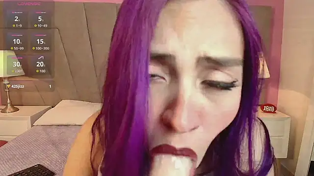 Emilyroth online show from April 11, 2026, 9:41 pm