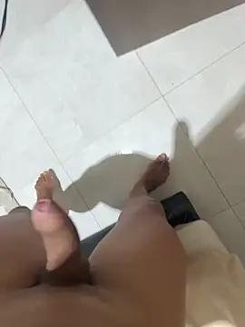 Snapshot of soubi777 chatting on December 16, 2025, 5:29 pm soubi777 online show from December 16, 2025, 5:29 pm