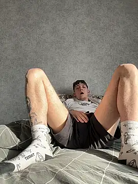 Snapshot of Rabizoon chatting on February 5, 2026, 5:12 am Rabizoon online show from February 5, 2026, 5:12 am