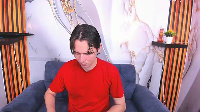 Aaron LatinMen2 online show from December 1, 2025, 8:03 pm