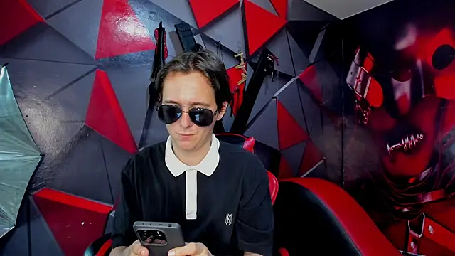 Aaron LatinMen2 online show from December 16, 2025, 8:47 pm