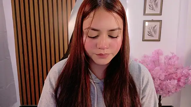 melany- - online show from December 17, 2025, 1:11 am