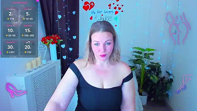 Snapshot of Alison_star_ chatting on February 12, 2026, 2:17 am Alison star online show from February 12, 2026, 2:17 am