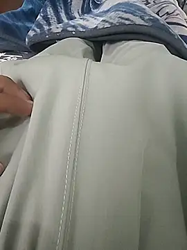 Snapshot of handsome_boy07 chatting on December 1, 2025, 4:17 am handsome boy07 online show from December 1, 2025, 4:17 am