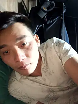 sanu551 online show from January 15, 2026, 2:43 pm