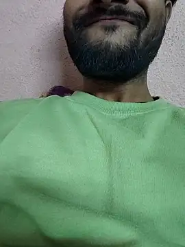 Snapshot of bigdick2299 chatting on February 1, 2026, 2:37 pm bigdick2299 online show from February 1, 2026, 2:37 pm