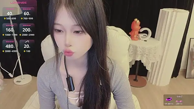 Snapshot of -Annababy chatting on June 10, 2026, 10:19 pm -Annababy online show from June 10, 2026, 10:19 pm