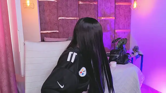 amberthangelss online show from December 17, 2025, 2:45 pm