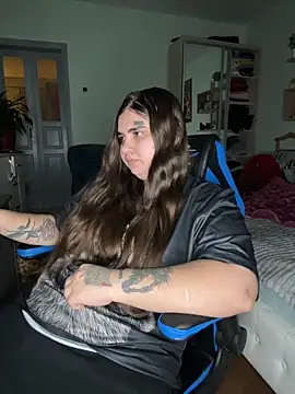 Snapshot of MariasV chatting on December 5, 2025, 4:25 pm MariasV online show from December 5, 2025, 4:25 pm