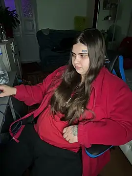 Snapshot of MariasV chatting on December 16, 2025, 5:29 pm MariasV online show from December 16, 2025, 5:29 pm