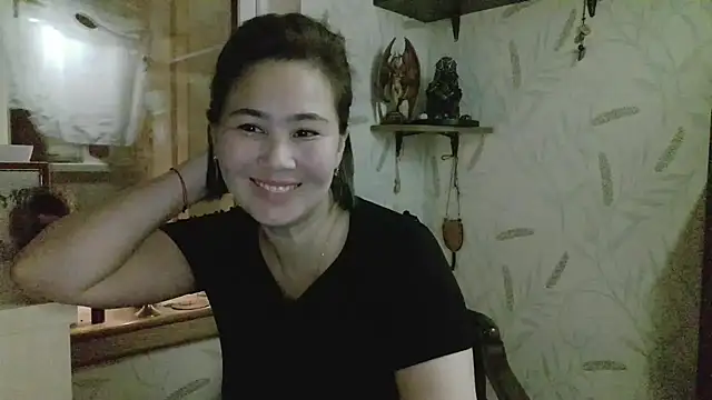 Snapshot of Nettie_Allie chatting on December 1, 2025, 8:58 pm Nettie Allie online show from December 1, 2025, 8:58 pm