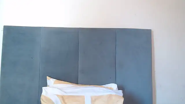 Chocolatebae86 online show from April 1, 2026, 6:47 am