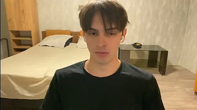 Snapshot of joshnovaq chatting on May 15, 2026, 7:43 pm joshnovaq online show from May 15, 2026, 7:43 pm