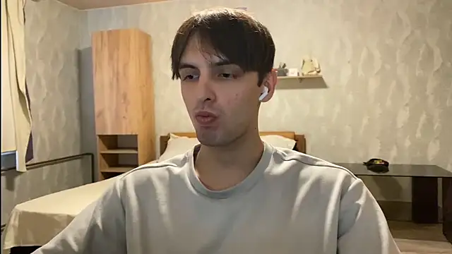 Snapshot of joshnovaq chatting on May 16, 2026, 12:48 pm joshnovaq online show from May 16, 2026, 12:48 pm