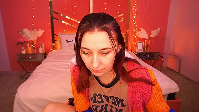 RoxieRay online show from February 10, 2026, 8:29 am