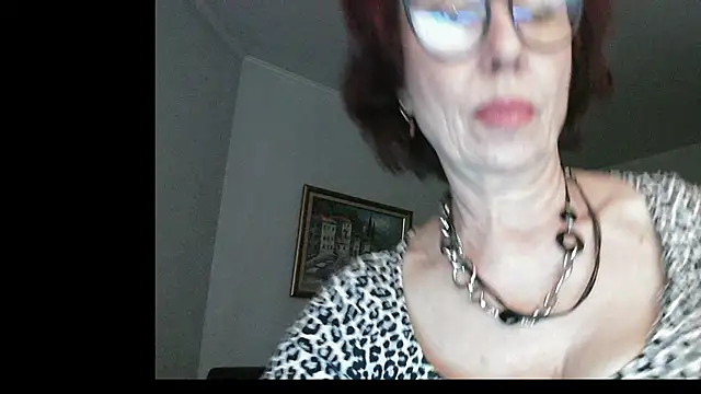 Snapshot of Kelly_Flurr chatting on December 5, 2025, 8:45 am Kelly Flurr online show from December 5, 2025, 8:45 am
