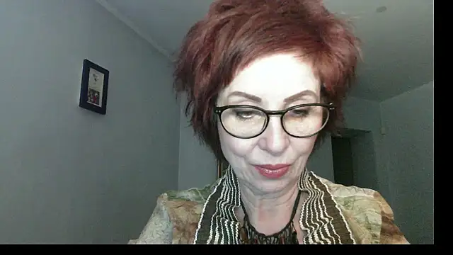 Kelly Flurr online show from December 17, 2025, 9:15 am