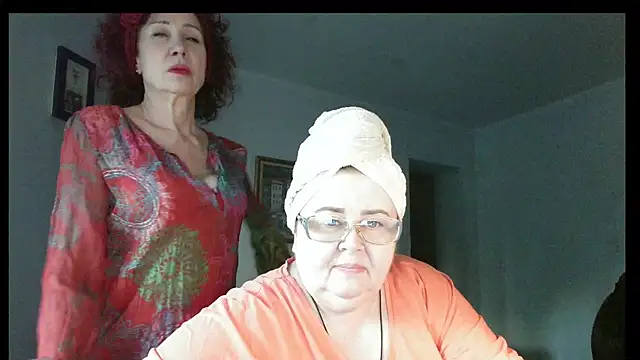 Kelly Flurr online show from May 3, 2026, 3:18 pm