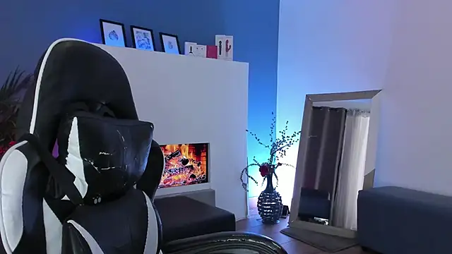 Anto Thompson online show from July 3, 2026, 8:04 pm