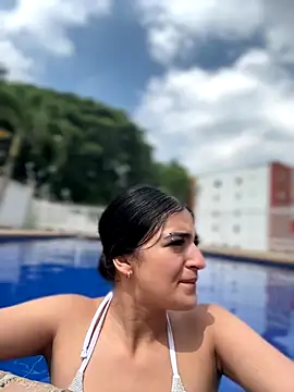 allisonn parker26 online show from December 3, 2025, 6:28 pm