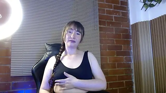 Snapshot of tiffanyrose03 chatting on November 28, 2025, 1:47 pm tiffanyrose03 online show from November 28, 2025, 1:47 pm