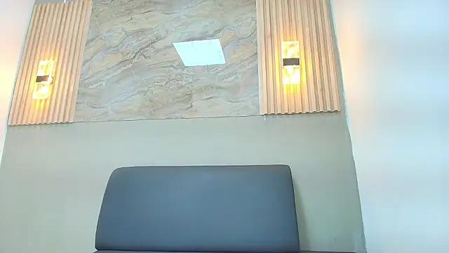 CRISS ALLEN1 online show from February 2, 2026, 12:48 pm