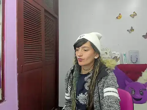 Snapshot of Dark_Dominika chatting on December 18, 2025, 1:28 pm Dark Dominika online show from December 18, 2025, 1:28 pm