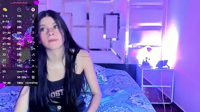 Snapshot of alexandra_venuss chatting on December 16, 2025, 8:03 pm alexandra venuss online show from December 16, 2025, 8:03 pm