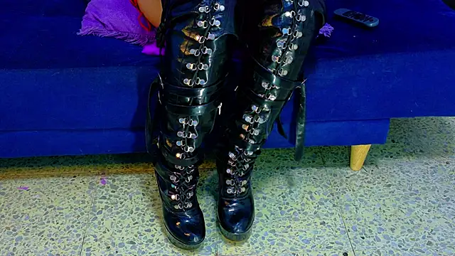 AriesVelvet online show from April 1, 2026, 5:08 am