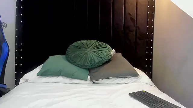 Bryan robayo5 online show from January 10, 2026, 11:23 am