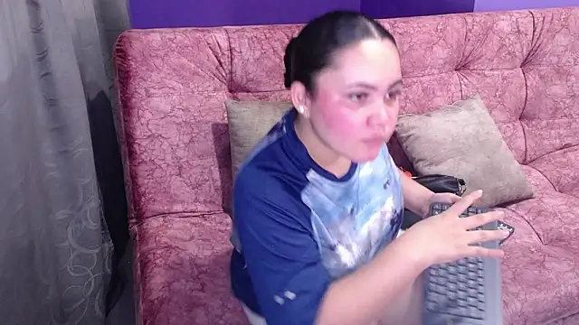 Snapshot of Karla_Soff_19 chatting on February 5, 2026, 7:29 pm Karla Soff 19 online show from February 5, 2026, 7:29 pm